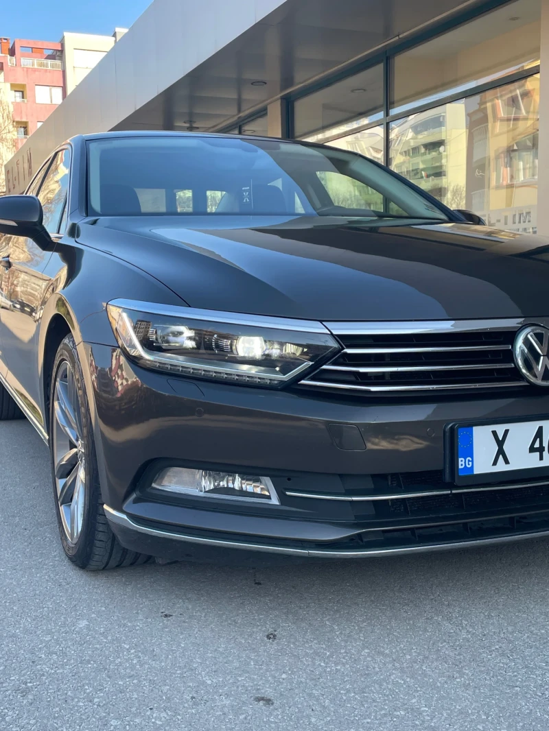 VW Passat Highline* Digital* Camera* Full Led, снимка 3 - Автомобили и джипове - 49362855