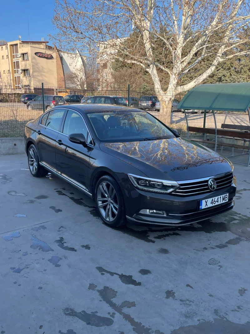 VW Passat Highline* Digital* Camera* Full Led, снимка 2 - Автомобили и джипове - 49362855