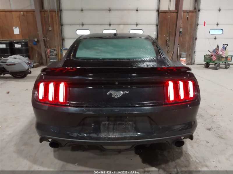 Ford Mustang ECOBOOST / РЪЧКА/ ОБДУХВАНЕ / ПОДГРЕВИ , снимка 6 - Автомобили и джипове - 52583874