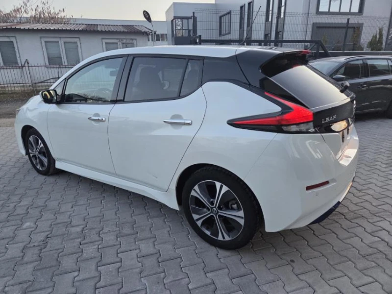 Nissan Leaf  N-Connecta 40KWh , снимка 5 - Автомобили и джипове - 52821477