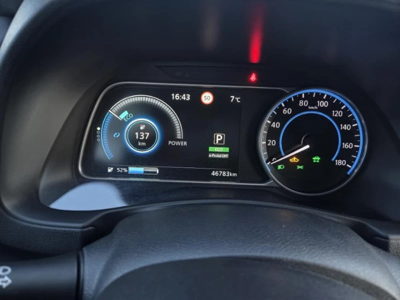 Nissan Leaf  N-Connecta 40KWh , снимка 14 - Автомобили и джипове - 52821477
