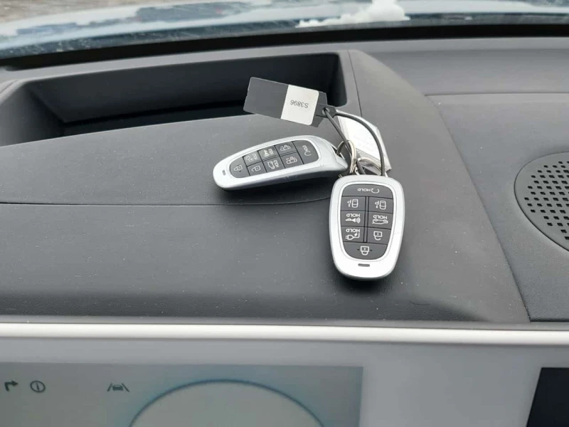 Hyundai Ioniq 5 AWD * PREFERRED * Head Up * Два ключа * CARFAX * , снимка 12 - Автомобили и джипове - 53558243