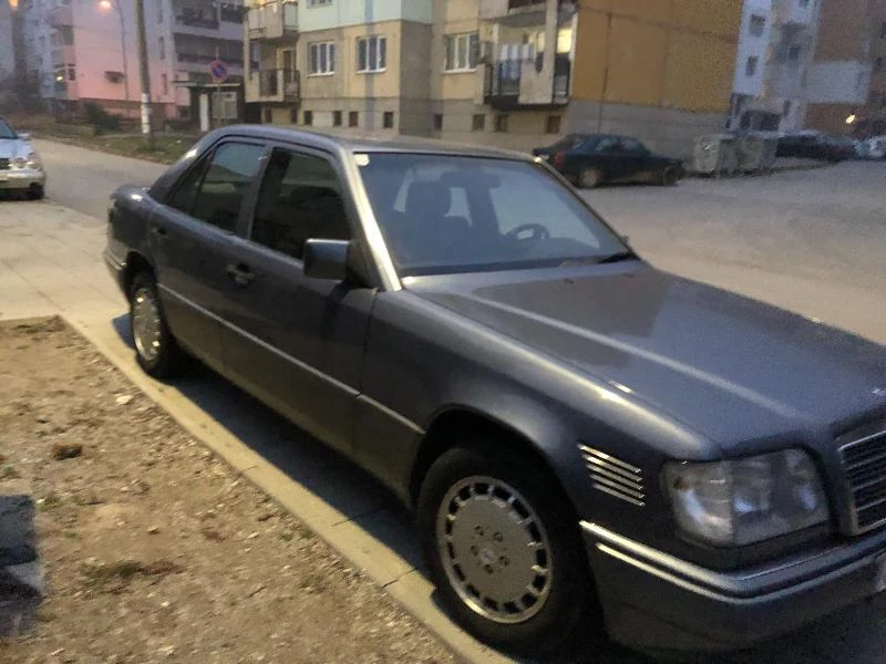 Mercedes-Benz 300 300D - изображение 3