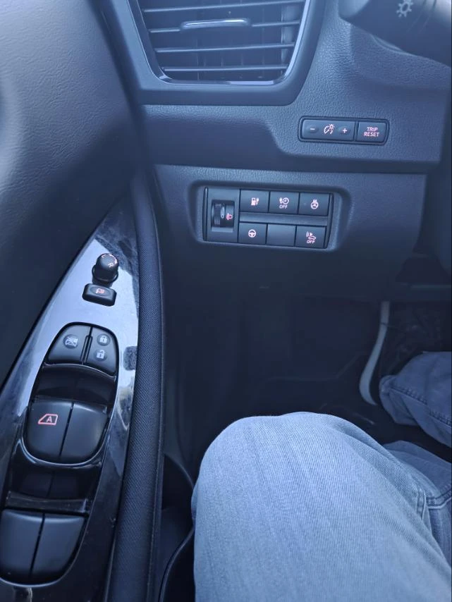 Nissan Leaf  N-Connecta 40KWh , снимка 17 - Автомобили и джипове - 52821477