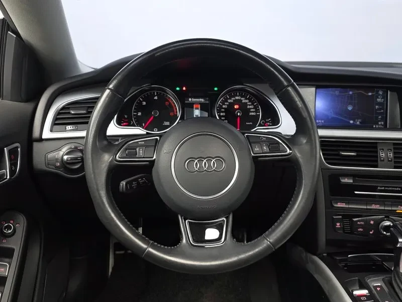 Audi A5 2.0 TDI Quattro, снимка 13 - Автомобили и джипове - 54146032