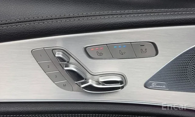 Mercedes-Benz CLS 400 D/AMG/ПОДГРЕВ/ОБДУХВАНЕ/360/ПАНО/ДИСТРОНИК/HUD/, снимка 14 - Автомобили и джипове - 55250882