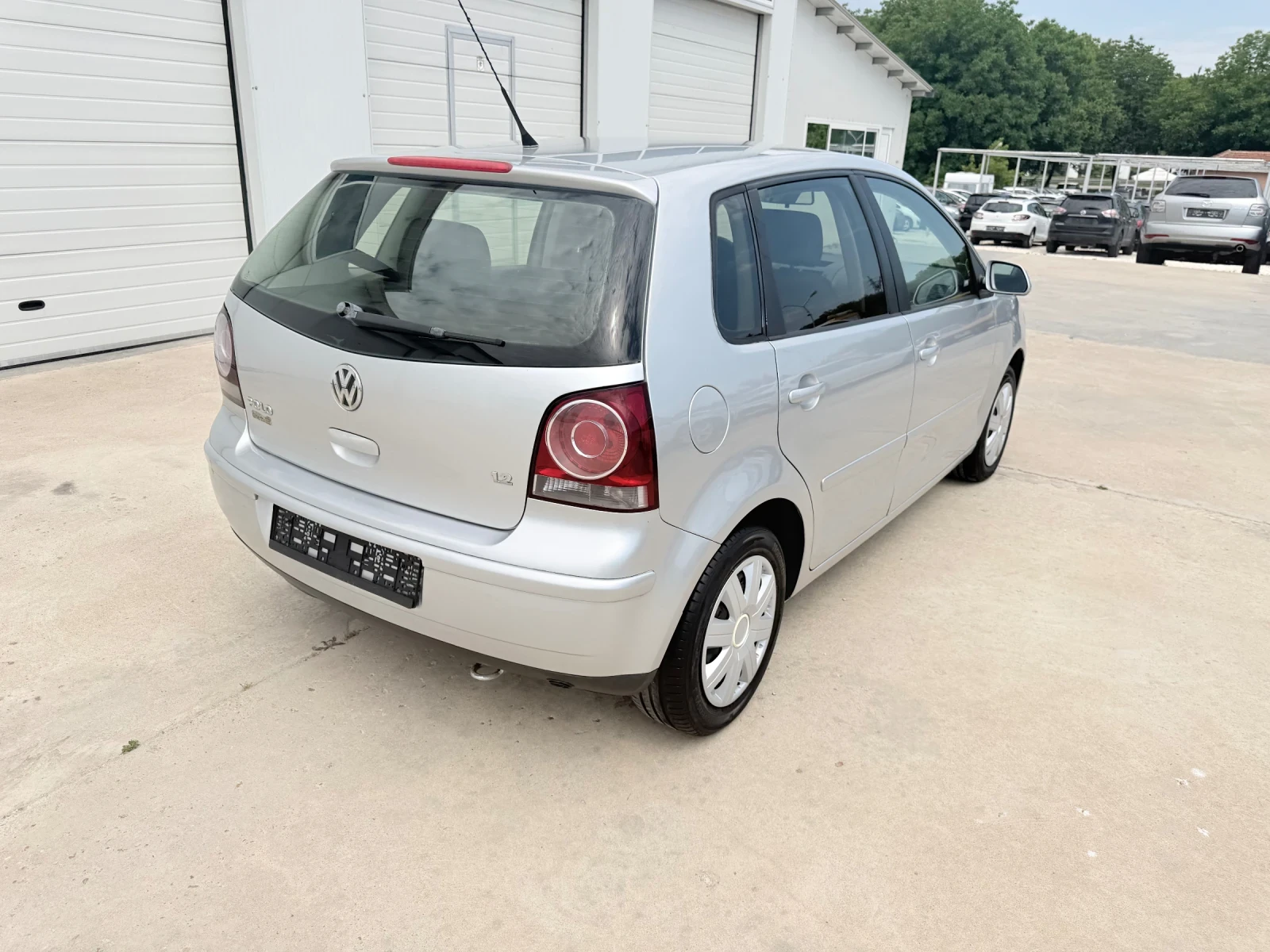VW Polo 1.2i 16v* BRC* UNIKAT* , снимка 16 - Автомобили и джипове - 37862949