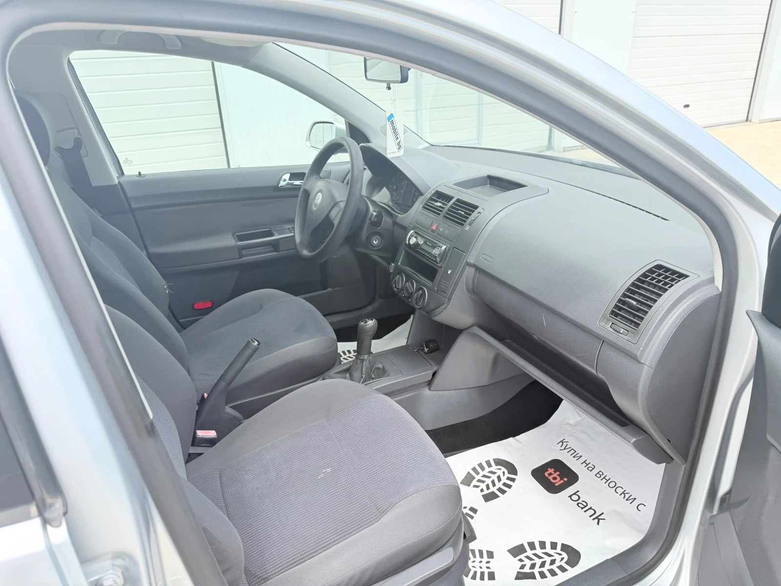 VW Polo 1.2i 16v* BRC* UNIKAT* , снимка 17 - Автомобили и джипове - 37862949
