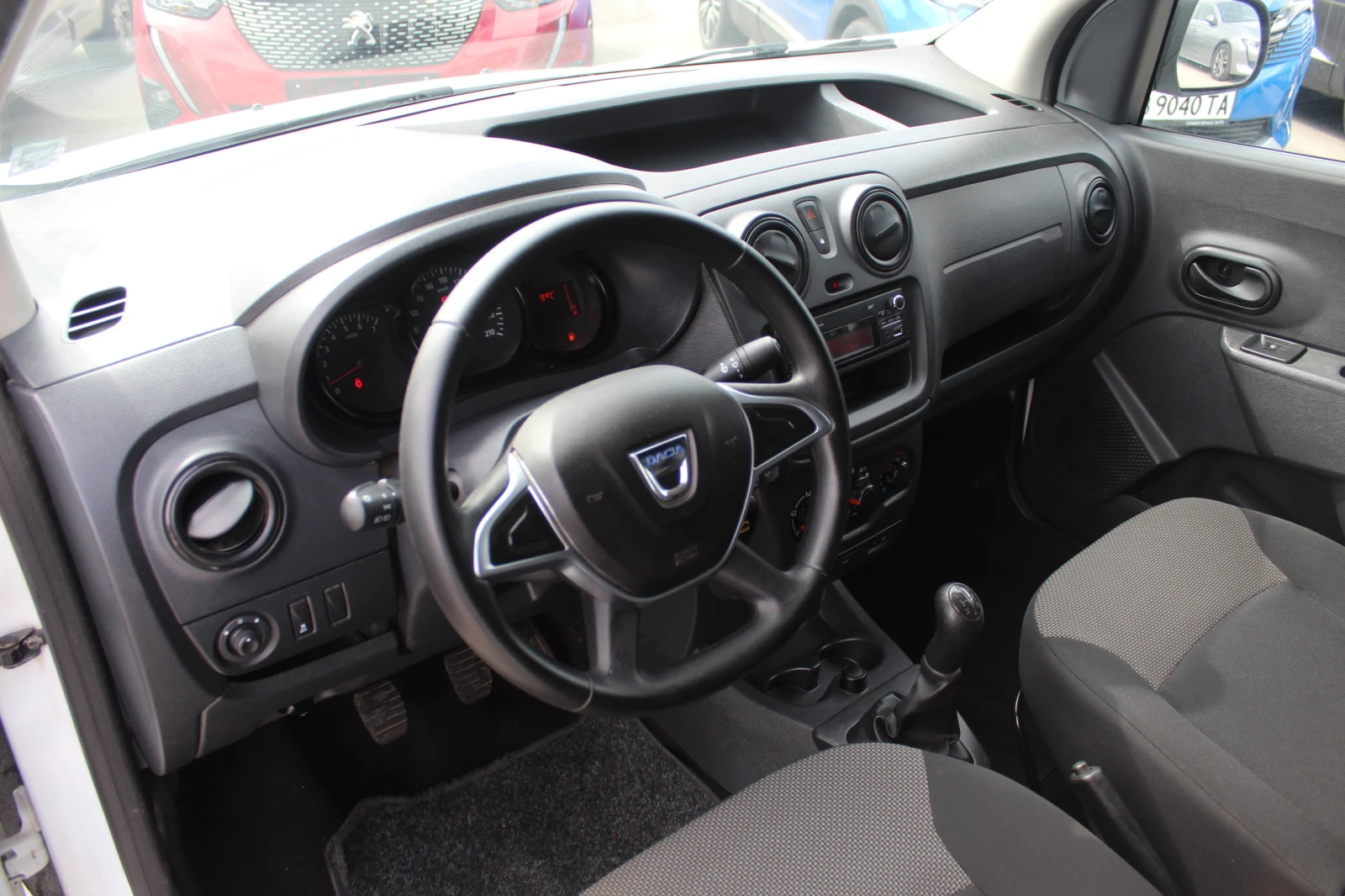 Dacia Dokker AMBIANCE 1, 6 SCe 100к.с.  S&S - изображение 6