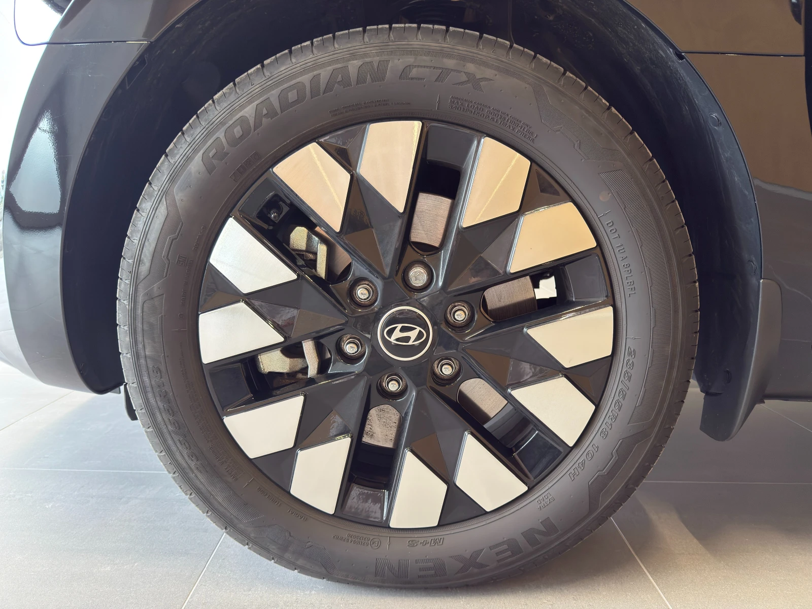 Hyundai Staria LUXURY Hybrid - изображение 9
