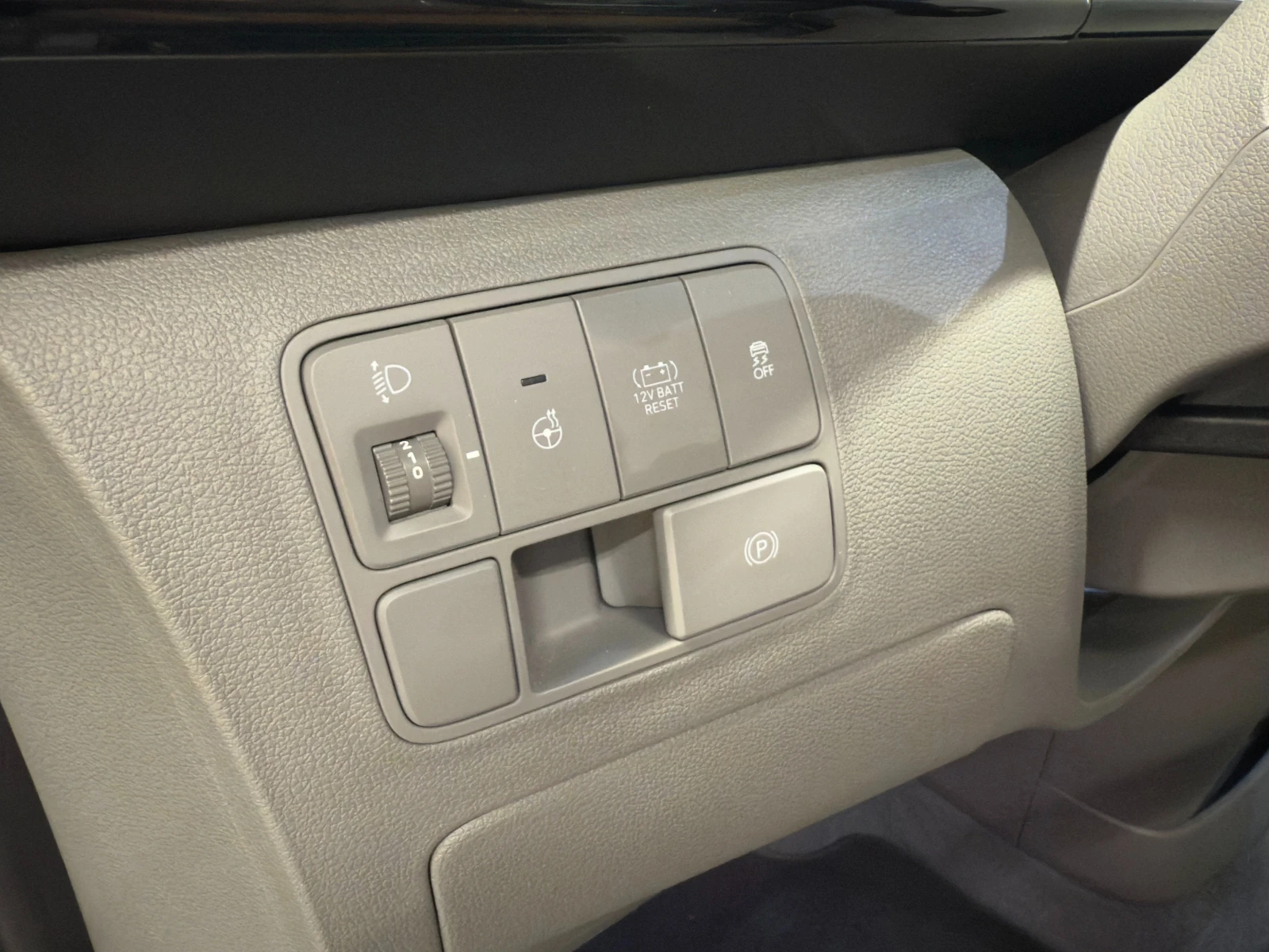 Hyundai Staria LUXURY Hybrid | Mobile.bg — изображение 17