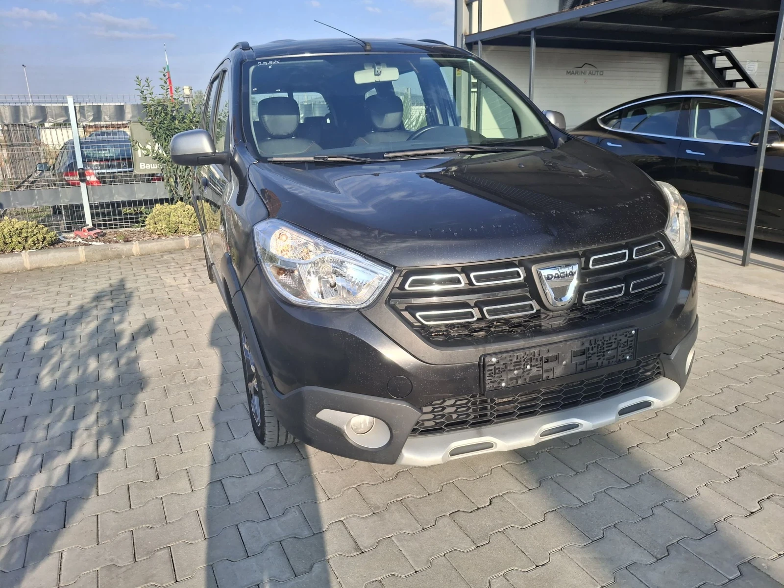 Dacia Lodgy 1.5dci* * Stepway * * 7 mesta euro6 - изображение 9