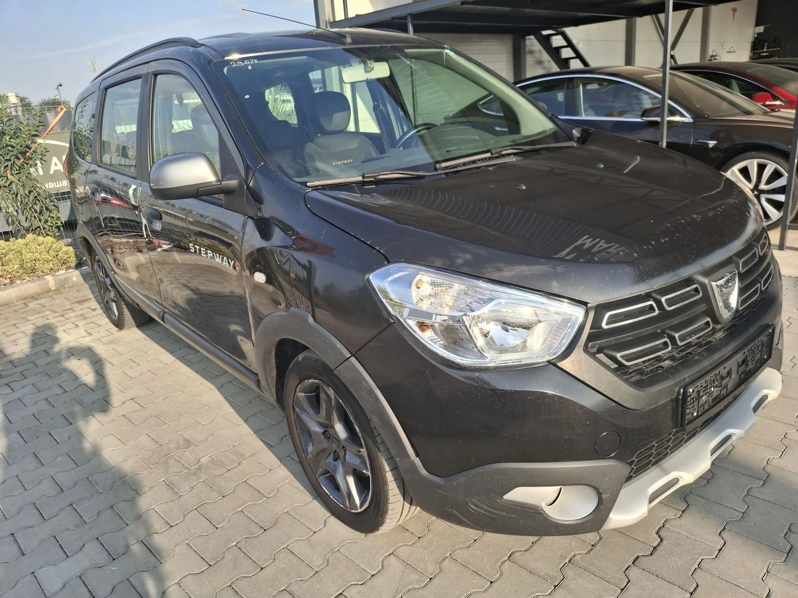 Dacia Lodgy 1.5dci* * Stepway * * 7 mesta euro6 - изображение 8