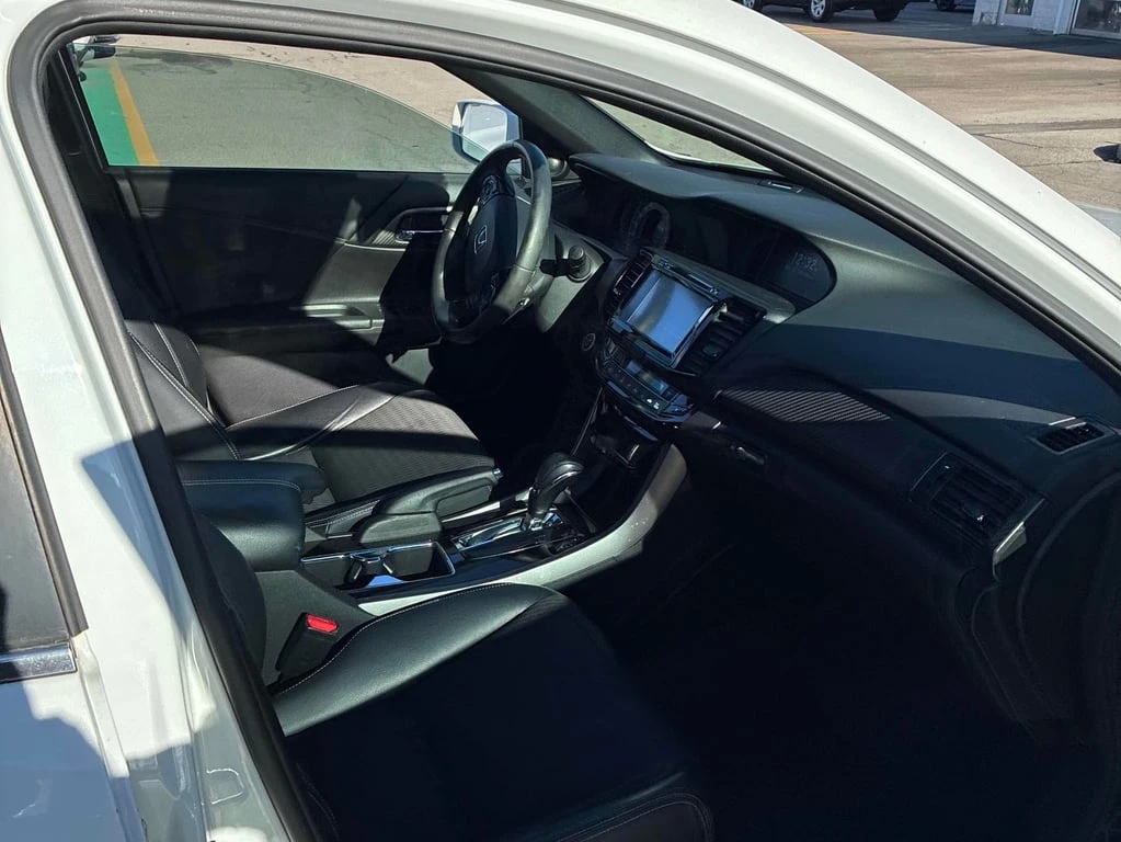 Honda Accord * 4dr I4 CVT Sport w/Honda Sensing * CARFAX *   | Mobile.bg   15