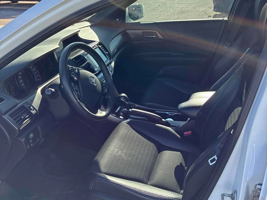 Honda Accord * 4dr I4 CVT Sport w/Honda Sensing * CARFAX *   | Mobile.bg   5