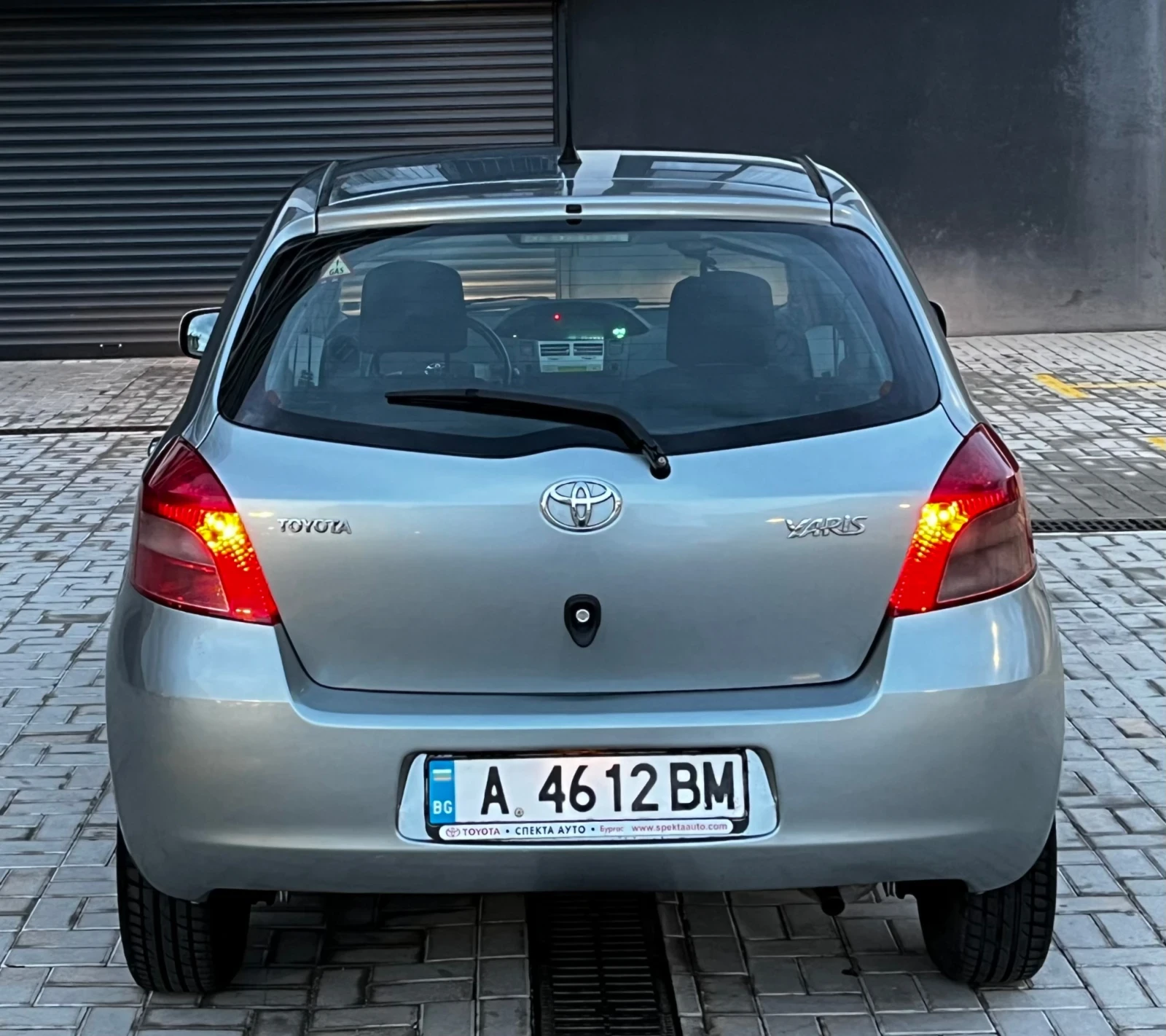 Toyota Yaris 1.3I/90К.С.С/2007/година!!! - изображение 6