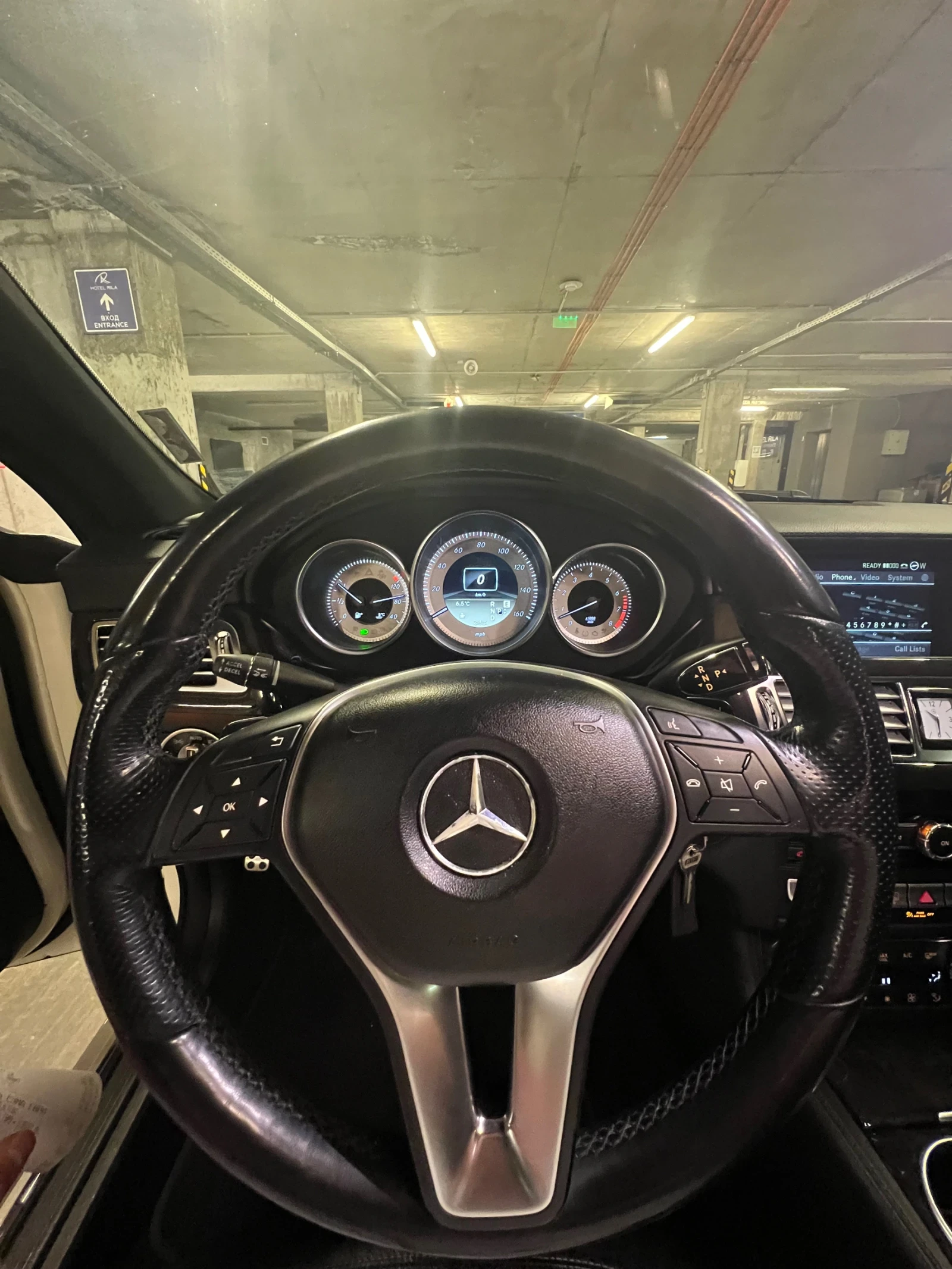 Mercedes-Benz CLS 550, снимка 11 - Автомобили и джипове - 54391554
