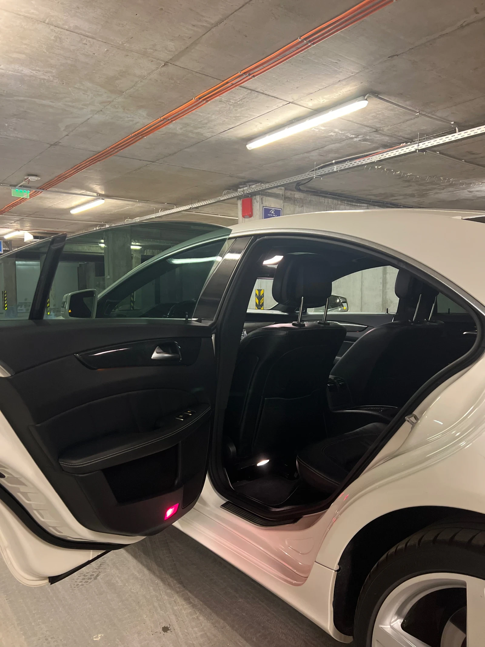Mercedes-Benz CLS 550, снимка 6 - Автомобили и джипове - 54391554