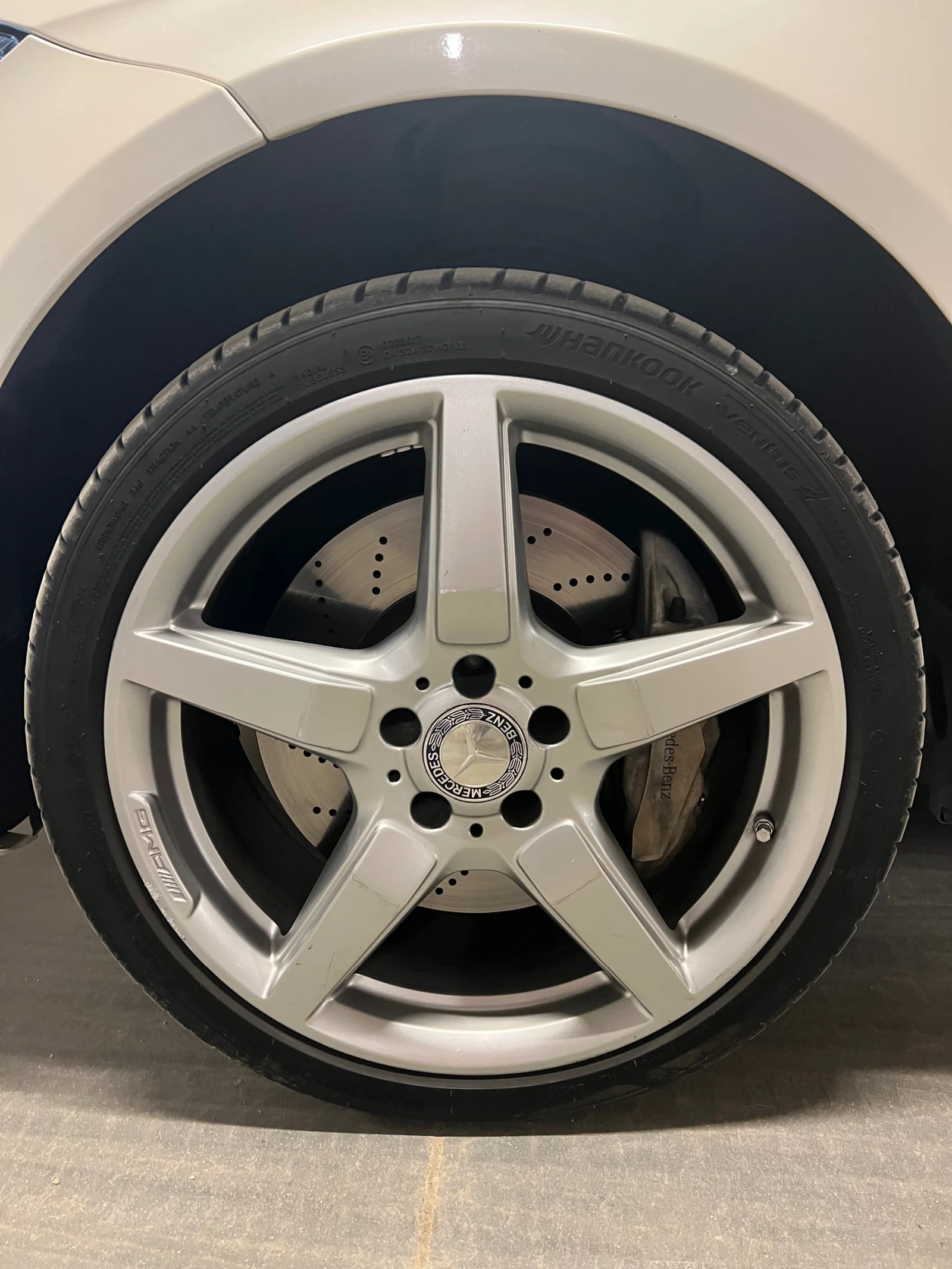 Mercedes-Benz CLS 550, снимка 16 - Автомобили и джипове - 54391554