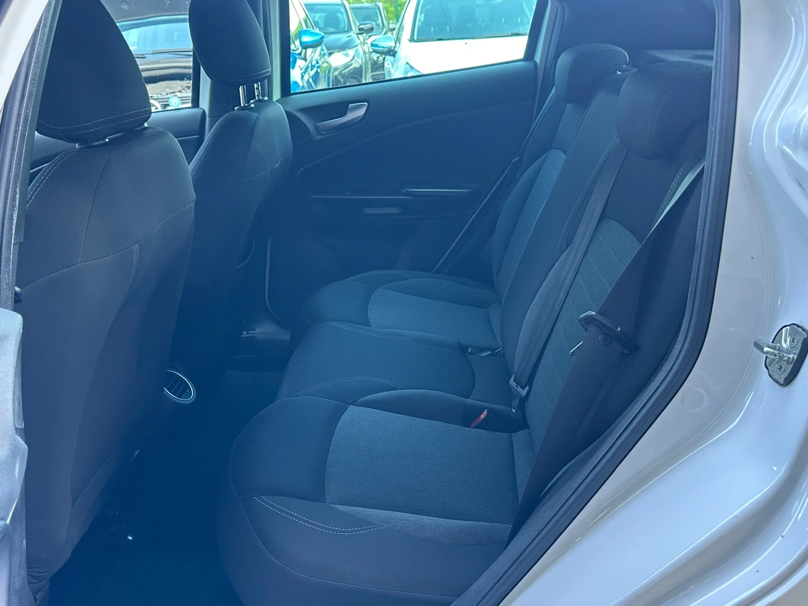 Alfa Romeo Giulietta 1.6JTDM-120к.с-SPORT-LED-TEMPOMAT, снимка 13 - Автомобили и джипове - 54626485