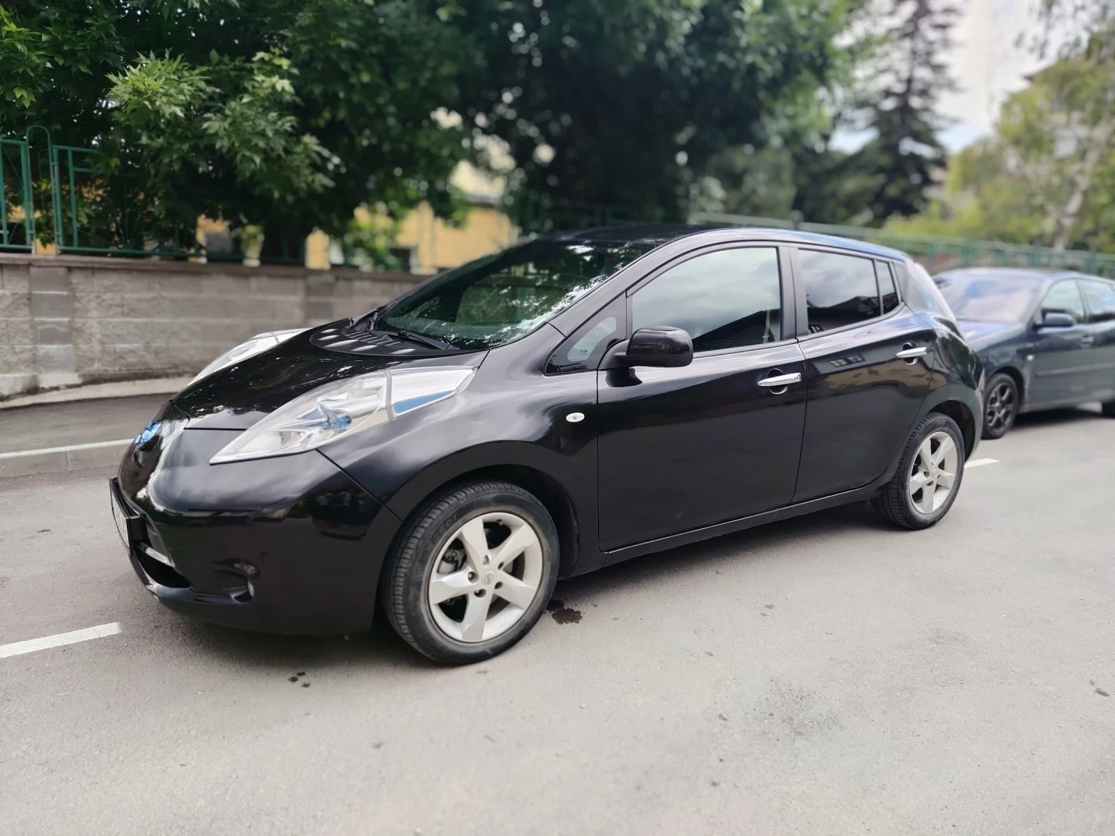 Nissan Leaf  30KW 360cam 2017г, снимка 10 - Автомобили и джипове - 54727111