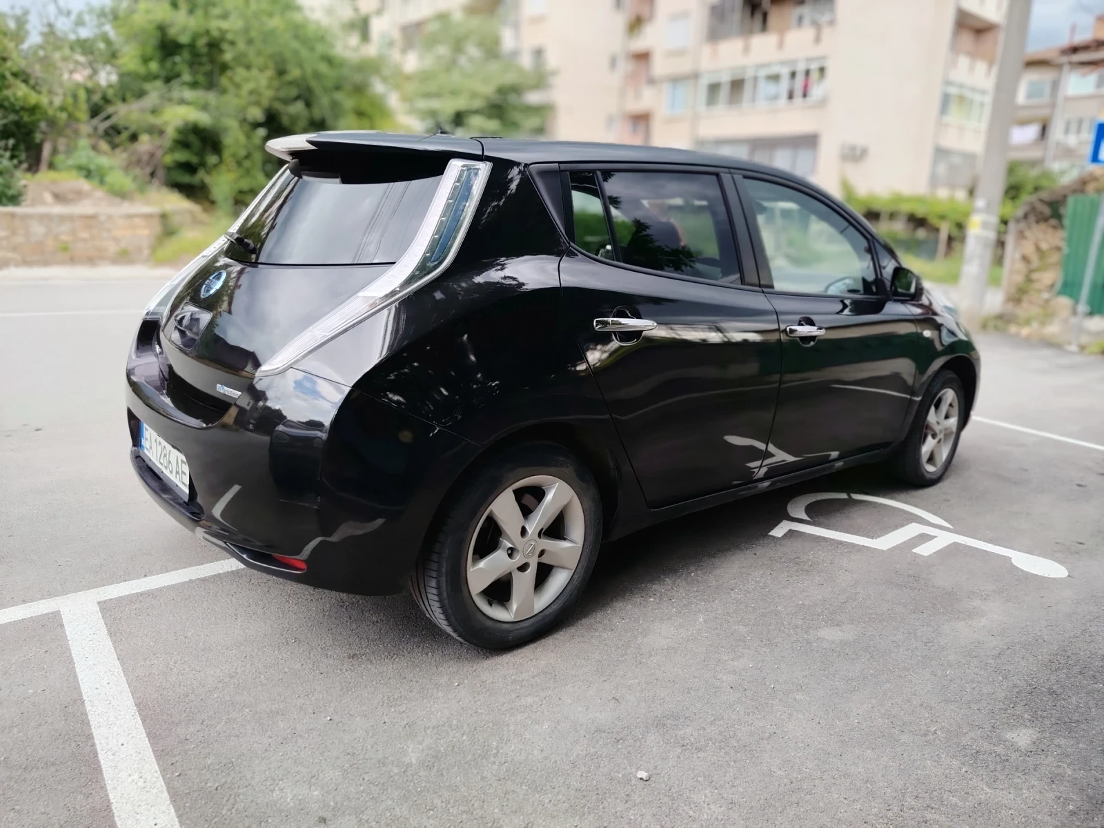 Nissan Leaf  30KW 360cam 2017г, снимка 7 - Автомобили и джипове - 54727111