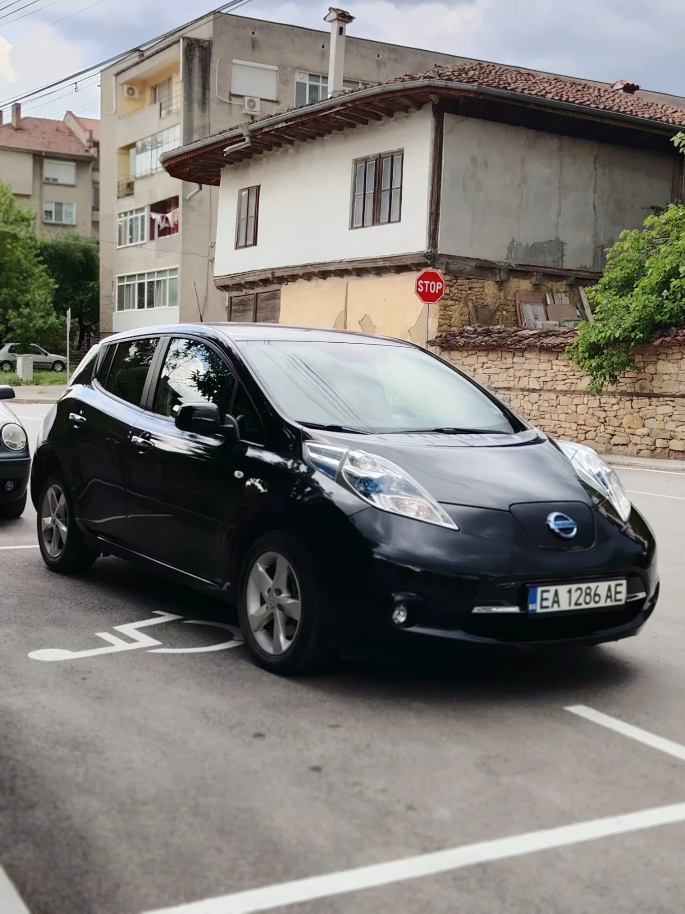 Nissan Leaf  30KW 360cam 2017г, снимка 2 - Автомобили и джипове - 54727111