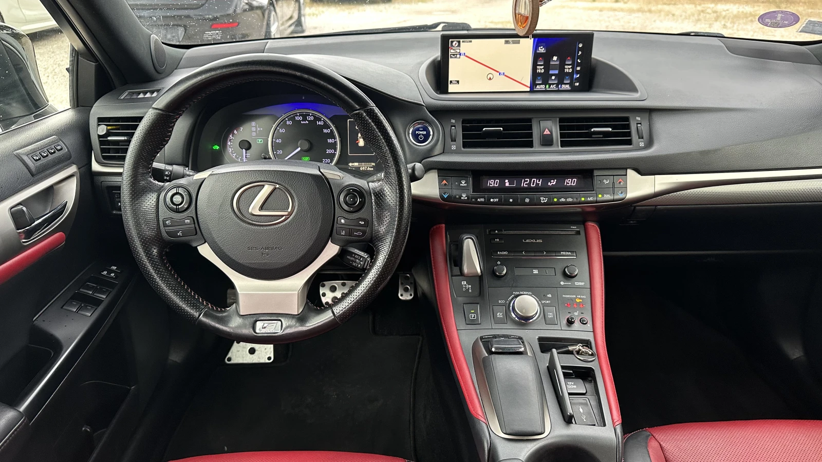 Lexus CT 200h F SPORT | NAVI | PREMIUM AUDIO | FULL , снимка 10 - Автомобили и джипове - 54749107
