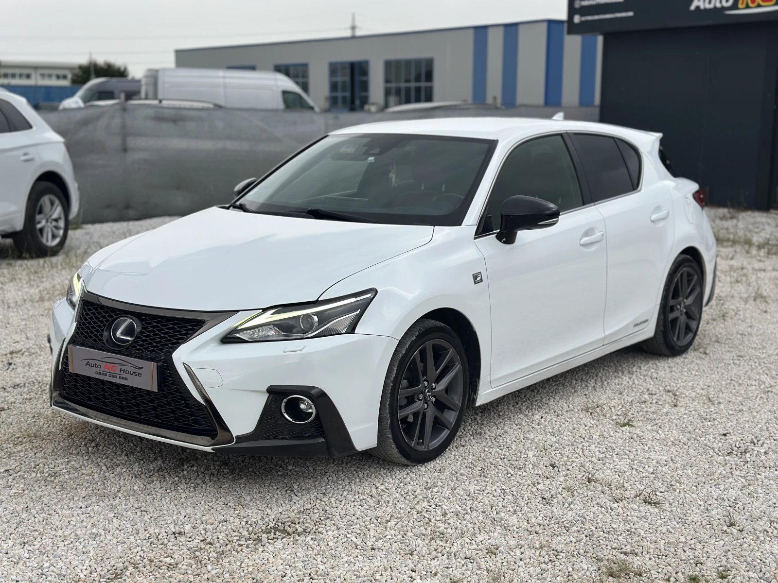 Lexus CT 200h F SPORT | NAVI | PREMIUM AUDIO | FULL , снимка 2 - Автомобили и джипове - 54749107