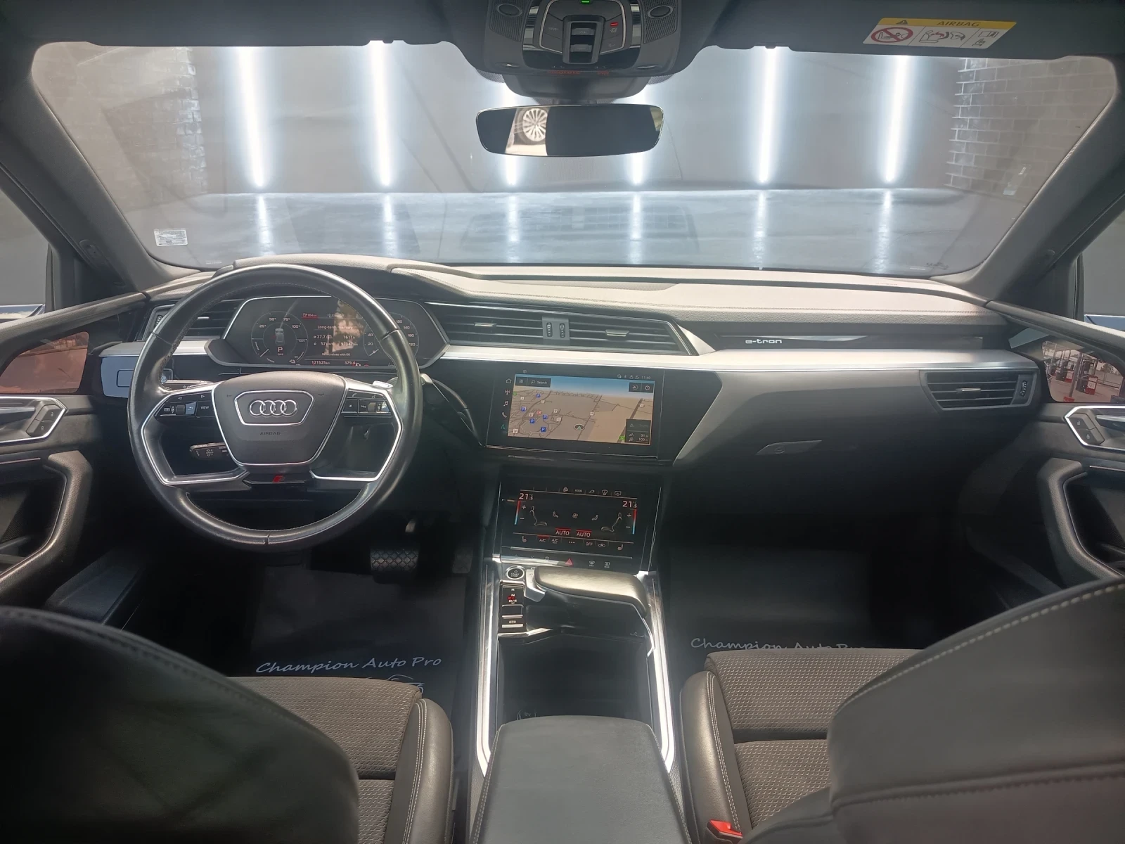 Audi E-Tron 55/Sportback/S-Line/Pano/Hud/360* /B&O, снимка 9 - Автомобили и джипове - 55296015