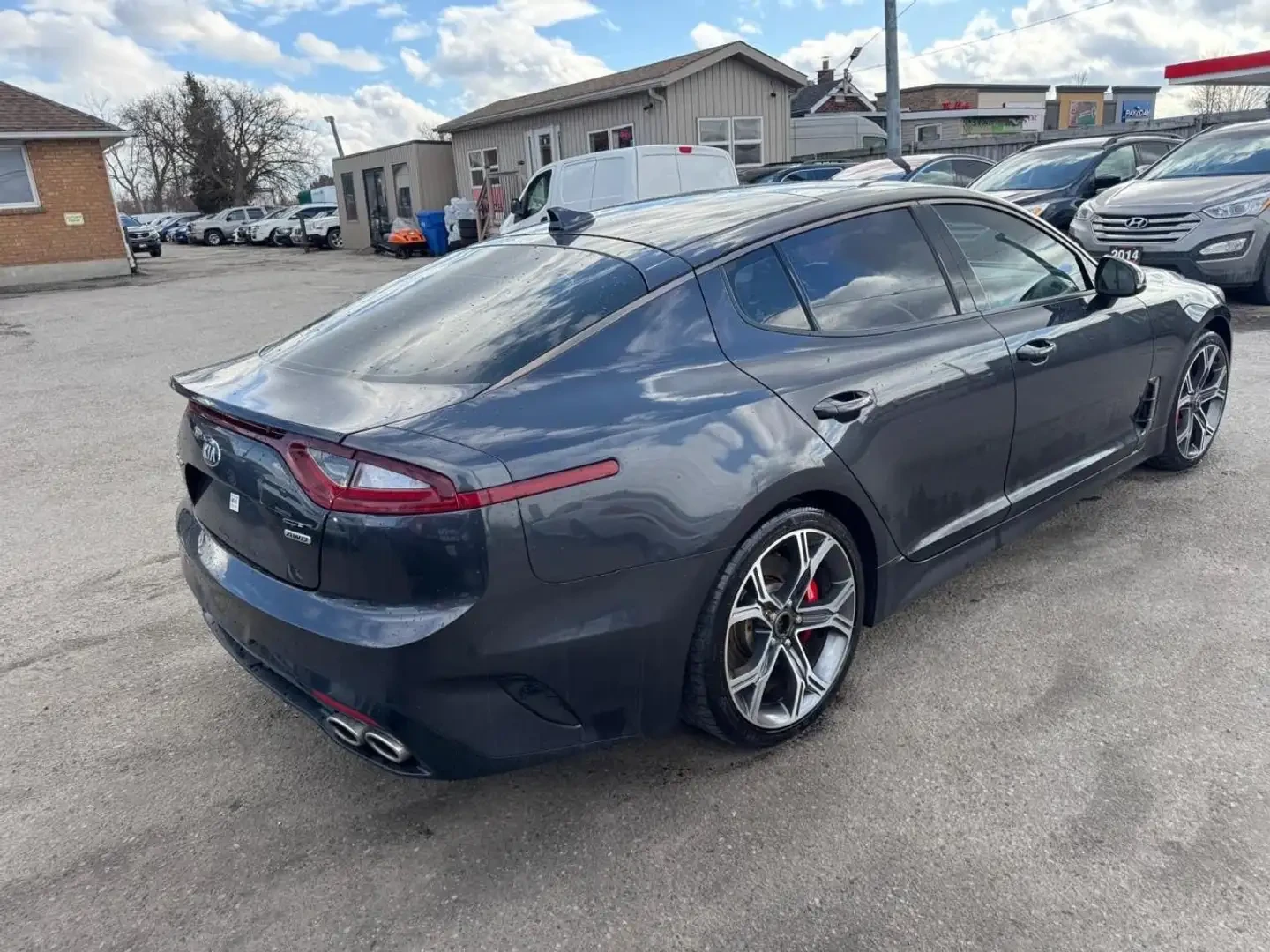 Kia Stinger GT LIMITED| HUD| ЧЕРВЕН САЛОН| PANO| , снимка 7 - Автомобили и джипове - 55340241