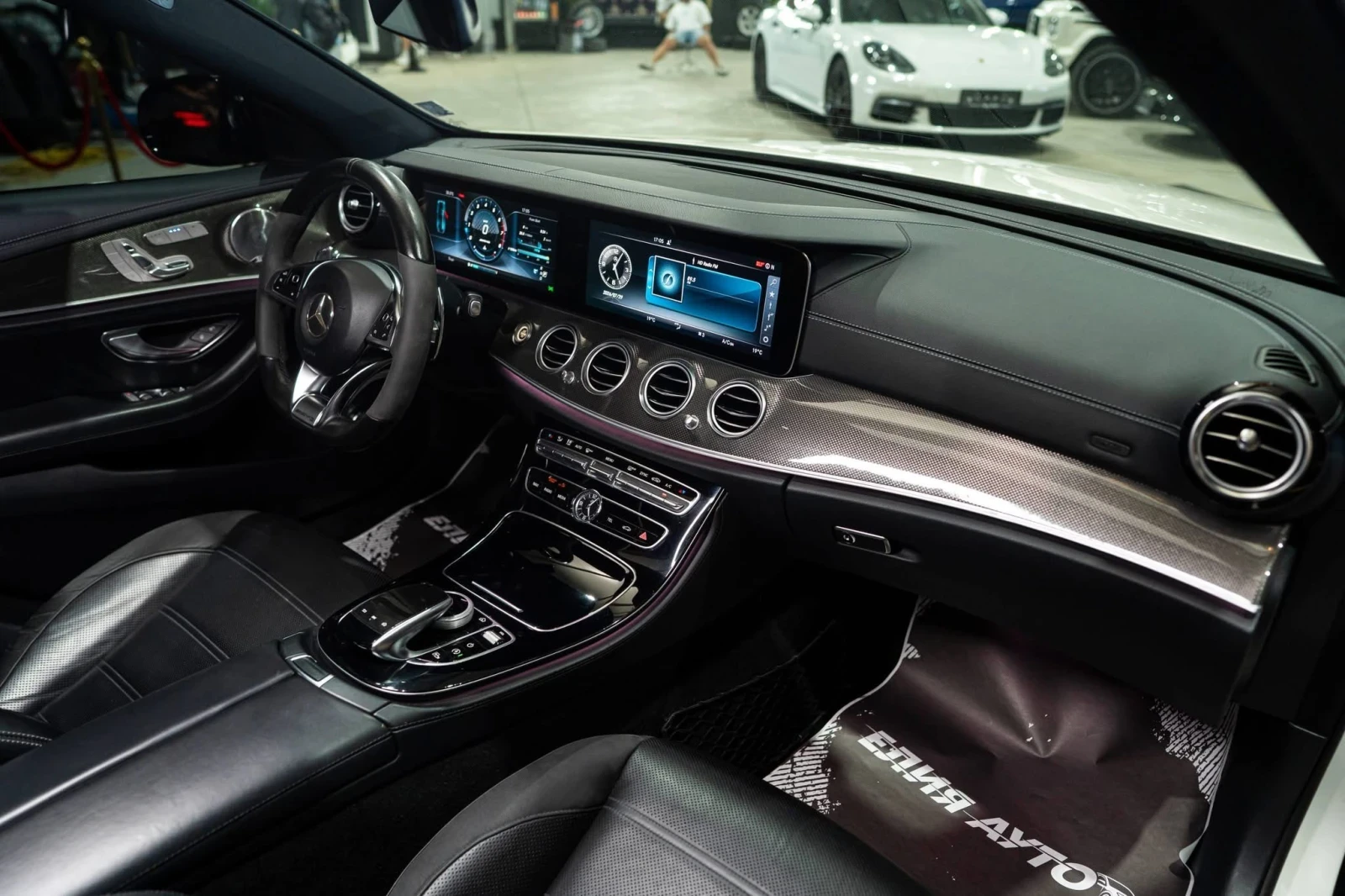Mercedes-Benz E 43 AMG 4MATIC LED NAVI ���� CARBON BURM ������ 100% | Mobile.bg � ����������� 14