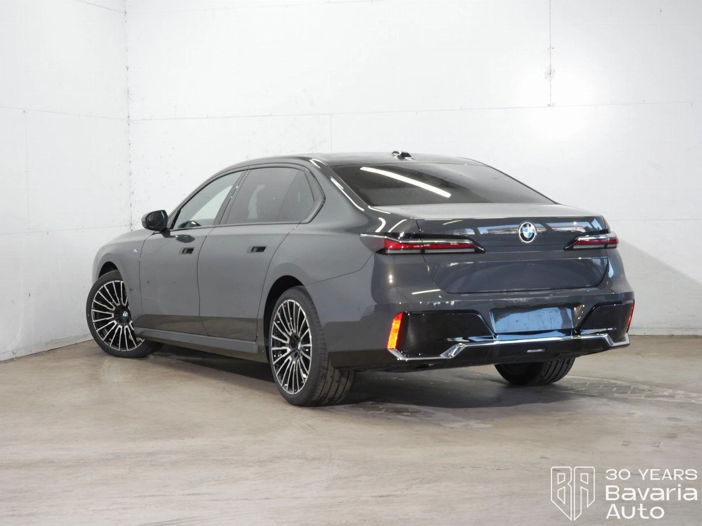 BMW 740 d xDrive Sportautomatic, снимка 2 - Автомобили и джипове - 56439589