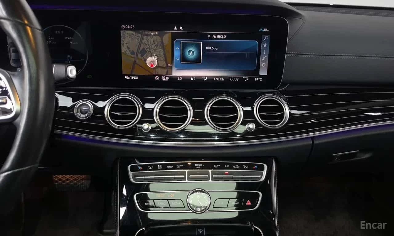 Mercedes-Benz E 450 4MATIC /���������/��������/���������/360 | Mobile.bg � ����������� 12