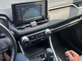 Toyota Rav4 * Hybrid XLE * CARFAX * ОПЦИЯ ЗА ФИНАНСИРАНЕ, снимка 9