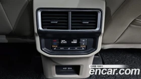 VW Atlas 2.0TSI R-Line| 360| HEADUP| HARMAN K| DIST| 7МЕСТА, снимка 14