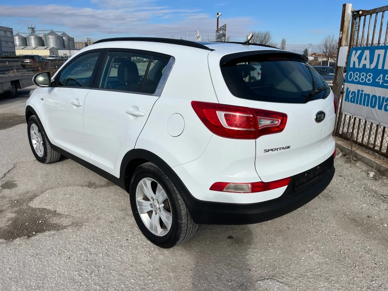 Kia Sportage 1.6 бензин Панорама, снимка 7 - Автомобили и джипове - 48100069