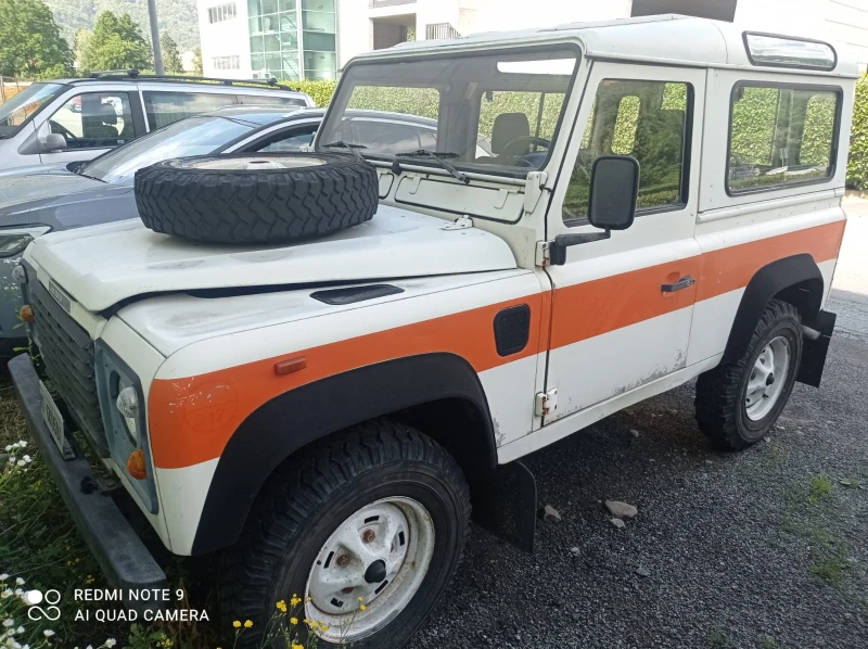 Land Rover Defender 2.5 90 italy, снимка 1 - Автомобили и джипове - 48280090