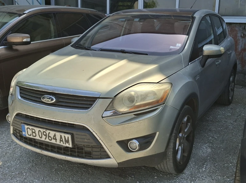 Ford Kuga 2.0 TDCi, снимка 3 - Автомобили и джипове - 52397944