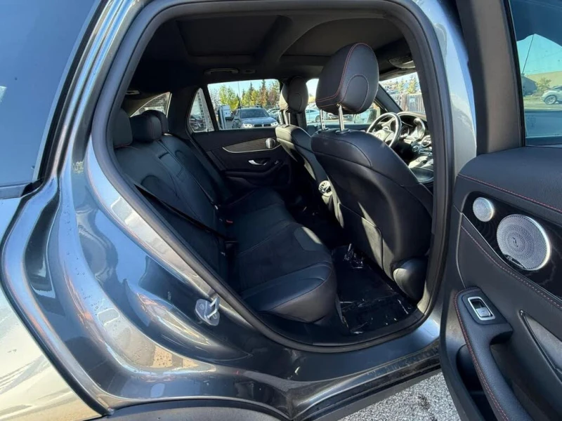 Mercedes-Benz GLC 43 AMG 4MATIC BURMESTER* CAM* BLINDSPOT* ПОДГРЕВ* KEYLESS, снимка 12 - Автомобили и джипове - 52640385