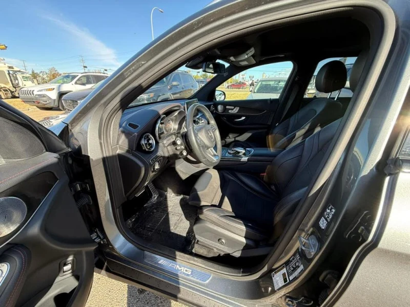 Mercedes-Benz GLC 43 AMG 4MATIC BURMESTER* CAM* BLINDSPOT* ПОДГРЕВ* KEYLESS, снимка 11 - Автомобили и джипове - 52640385