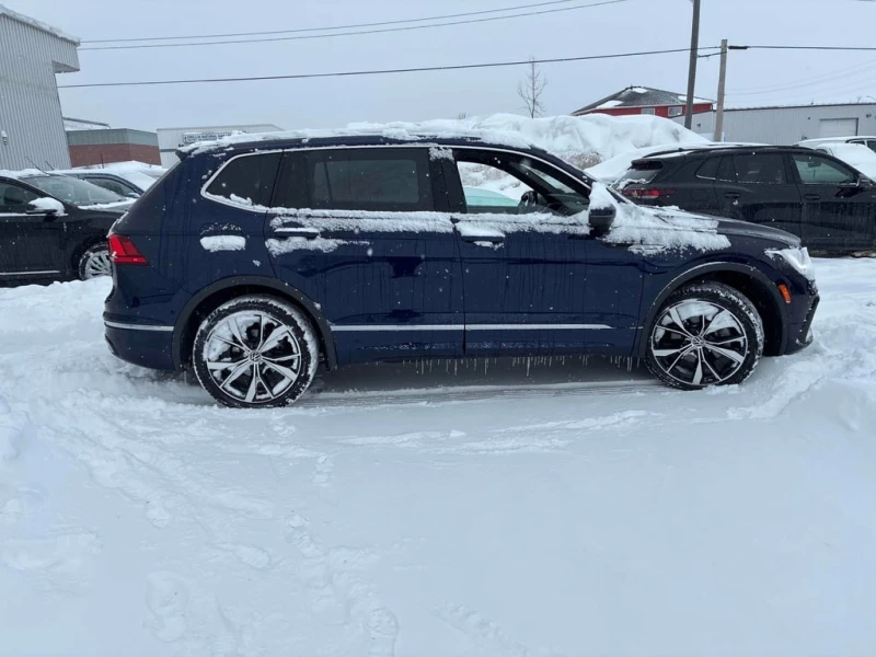 VW Tiguan / Highline R Line / ПОДГРЕВИ / ОБДУХВАНЕ / CARFAX, снимка 4 - Автомобили и джипове - 53271360