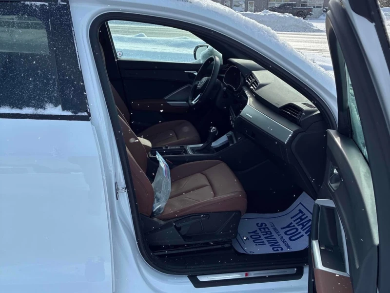 Audi Q3 45 TFSI quattro * CARFAX * ПАНОРАМА* ПОДГРЕВИ, снимка 13 - Автомобили и джипове - 53385493