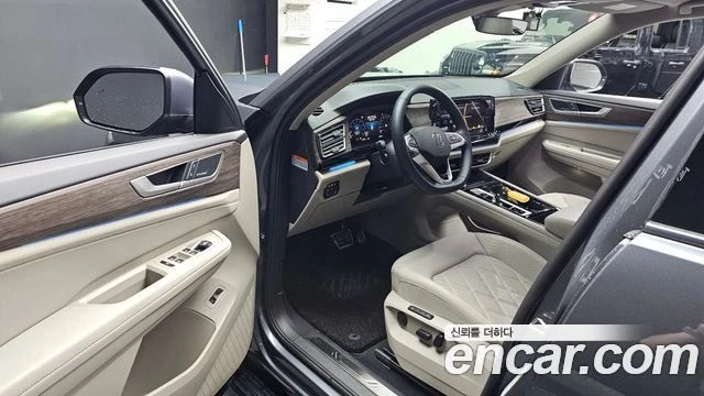 VW Atlas 2.0TSI R-Line| 360| HEADUP| HARMAN K| DIST| 7МЕСТА, снимка 4 - Автомобили и джипове - 55902823