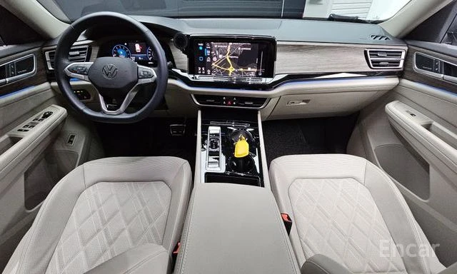 VW Atlas 2.0TSI R-Line| 360| HEADUP| HARMAN K| DIST| 7МЕСТА, снимка 6 - Автомобили и джипове - 55902823