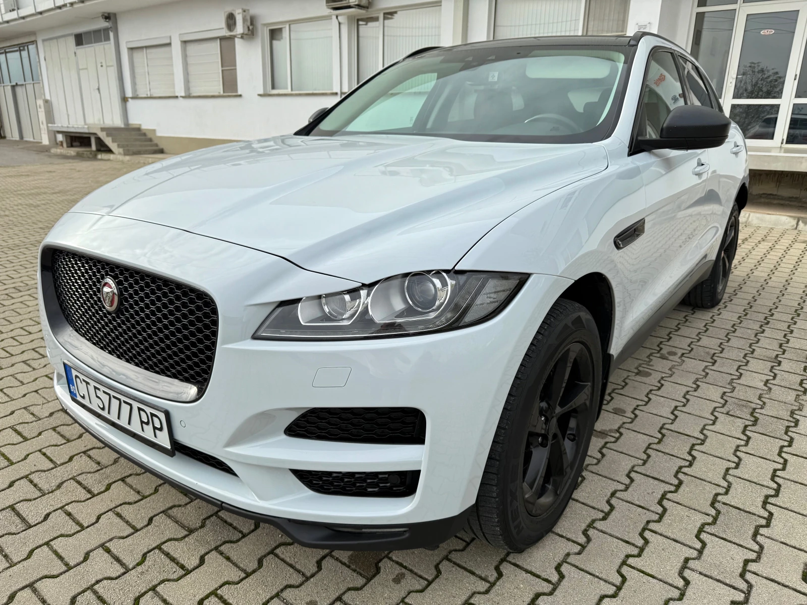 Jaguar F-PACE DIGITAL, снимка 1