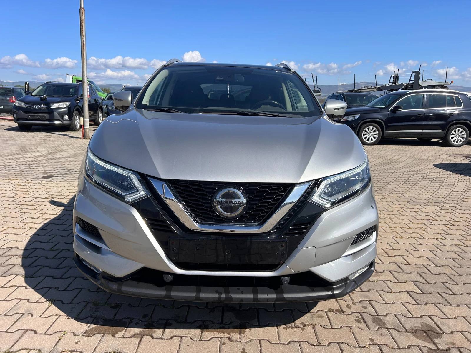Nissan Qashqai 1.3DIG-T PANORAMA/KOJA/NAVI EURO 6 - изображение 3