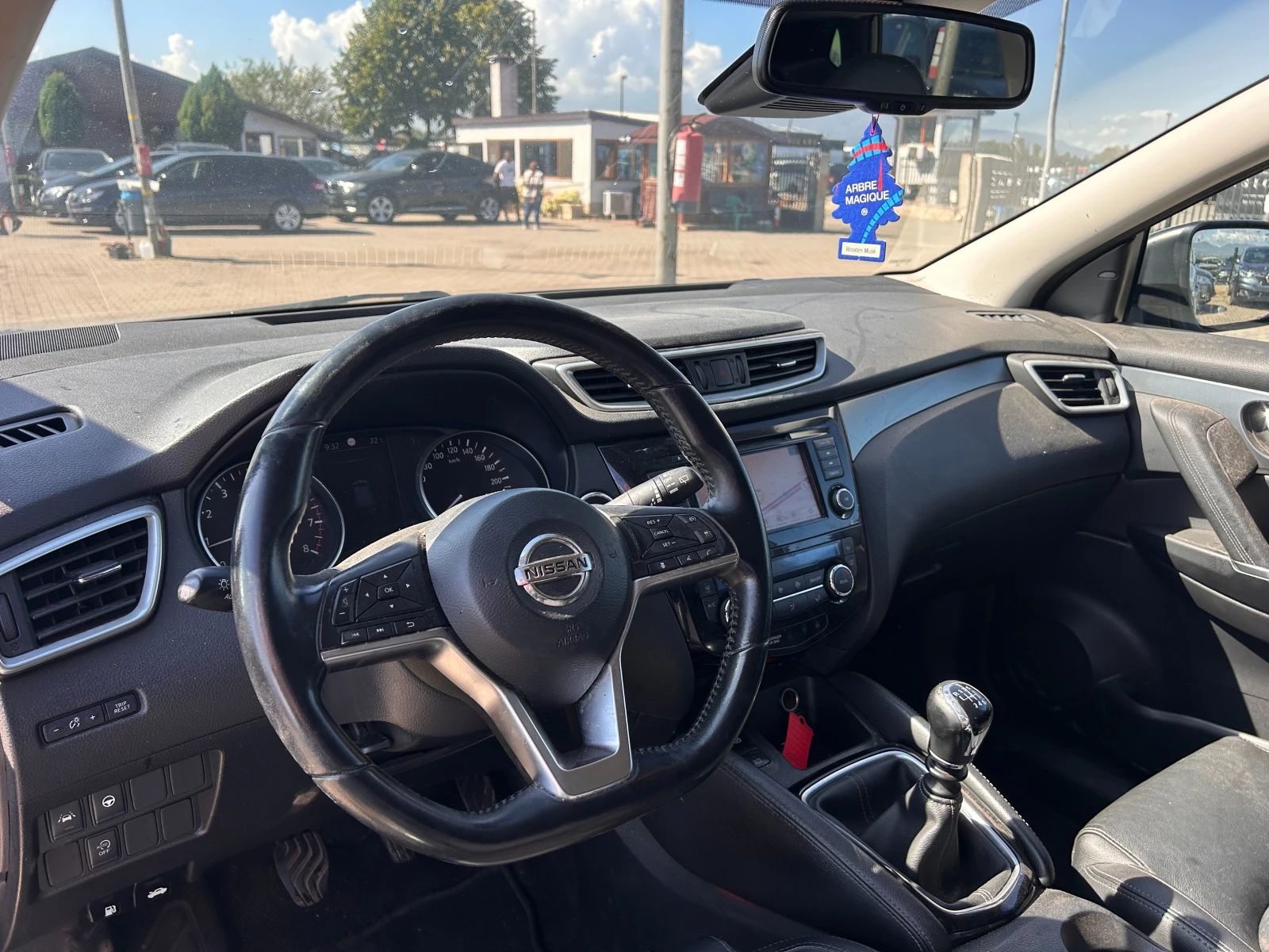 Nissan Qashqai 1.3DIG-T PANORAMA/KOJA/NAVI EURO 6 | Mobile.bg   13