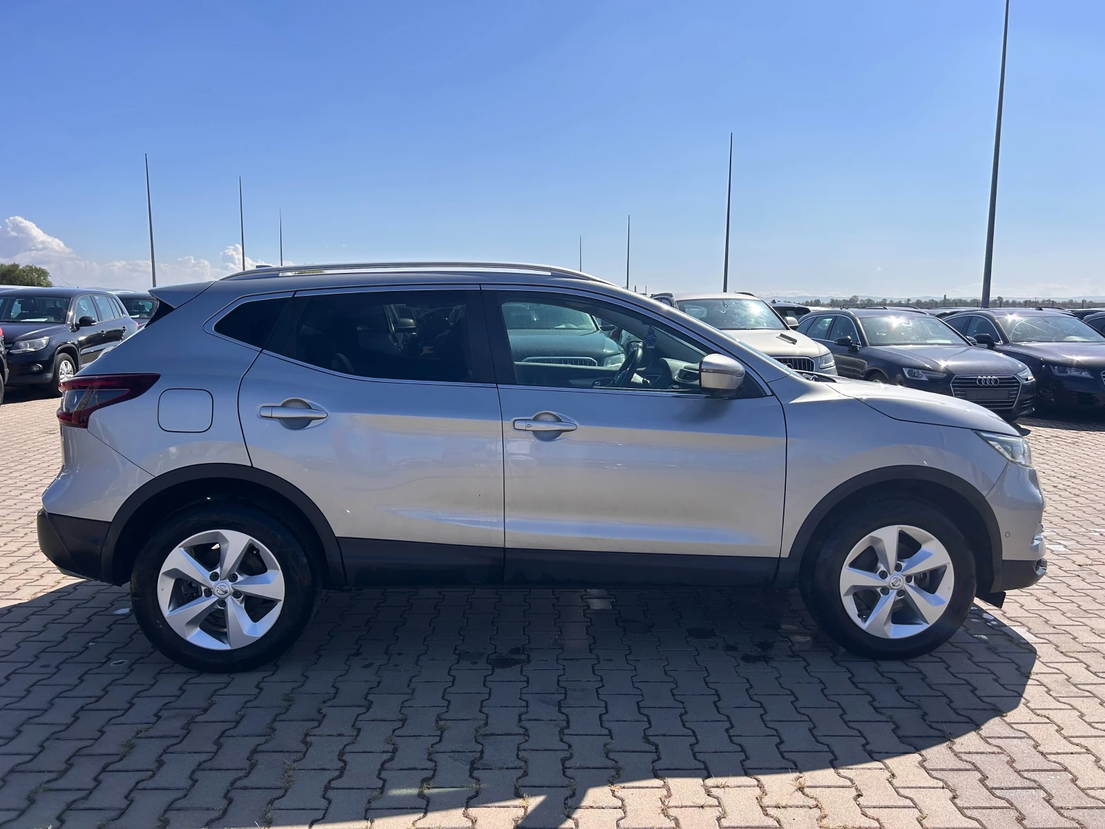 Nissan Qashqai 1.3DIG-T PANORAMA/KOJA/NAVI EURO 6 - изображение 5