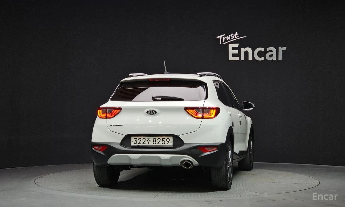 Kia Stonic  - изображение 4